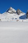 20 Diavolo di Tenda e Diavolino, impettiti, sorvegliano